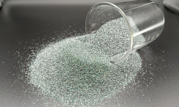 綠碳化硅微粉：提升橡膠制品耐磨性的關鍵